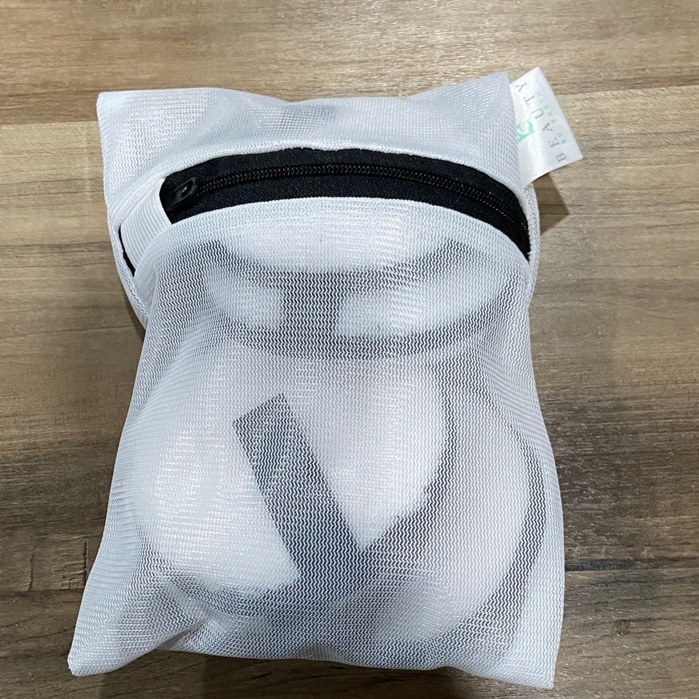 Beauty By Earth Reusable Microfiber Makeup Remover Pads